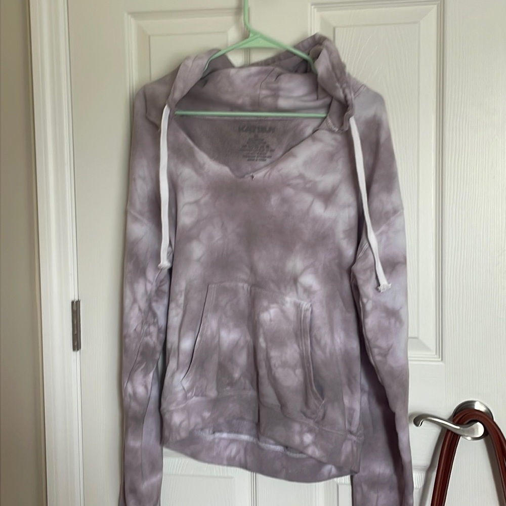 Katie J hooded sweatshirt size M